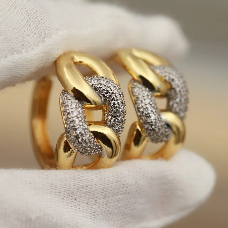 New Sight Design Crystal Twist Stud Earrings for Women Fashion Brand Jewelry Zirconia Charm Earrings