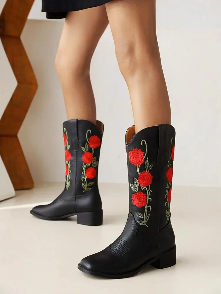 

Dropshipping Vintage Embroidered Rose Western Cowboy Boots Pointed Block Heel Rider Boots Large Size ns Mid Leg Boots 35&46