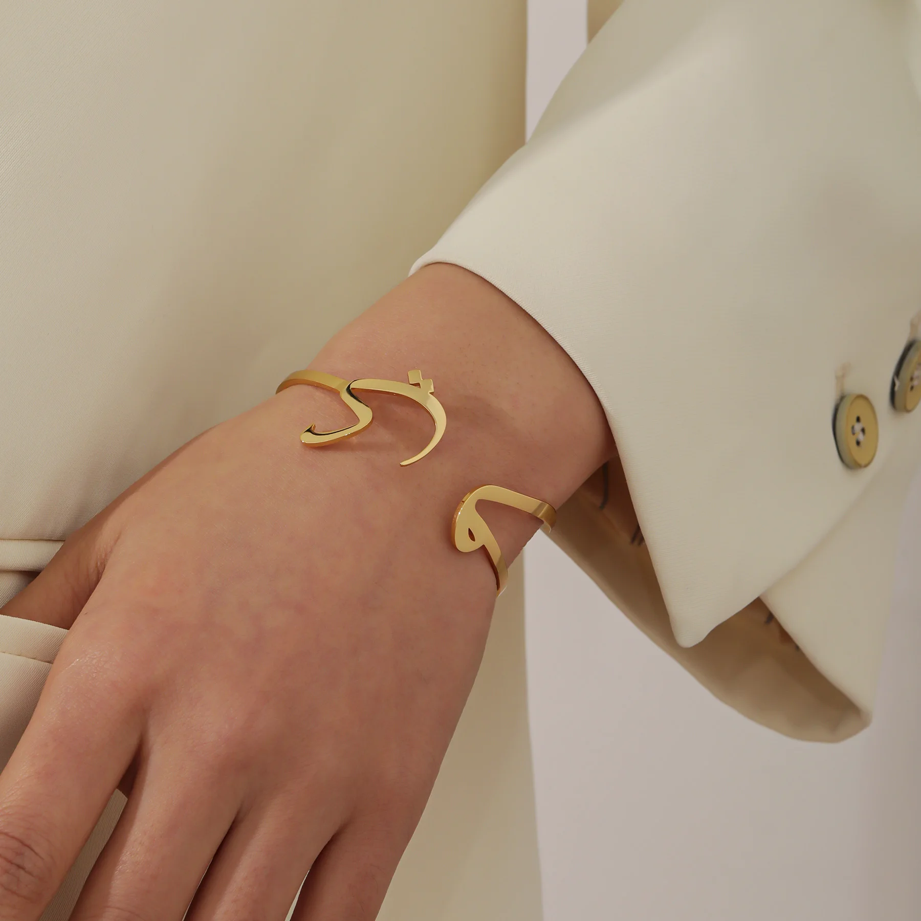 

Customized Arabic Letter Bangle Personalized Couple Initials Letters Bangle Adjustable Arabic Islamic Gift Eid Jewelry for Her