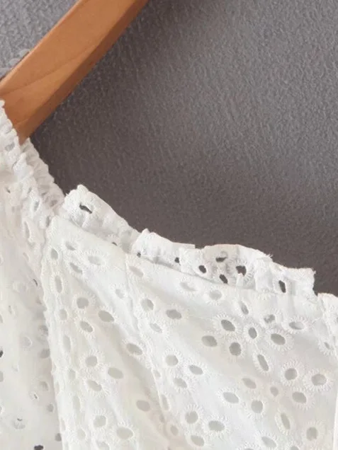 Blusa Corta de Moda Urbana con Mangas Abullonadas y Bordado Dulce, Estilo Vacacional, para Mujer, con Cuello Cuad y Diseñ...