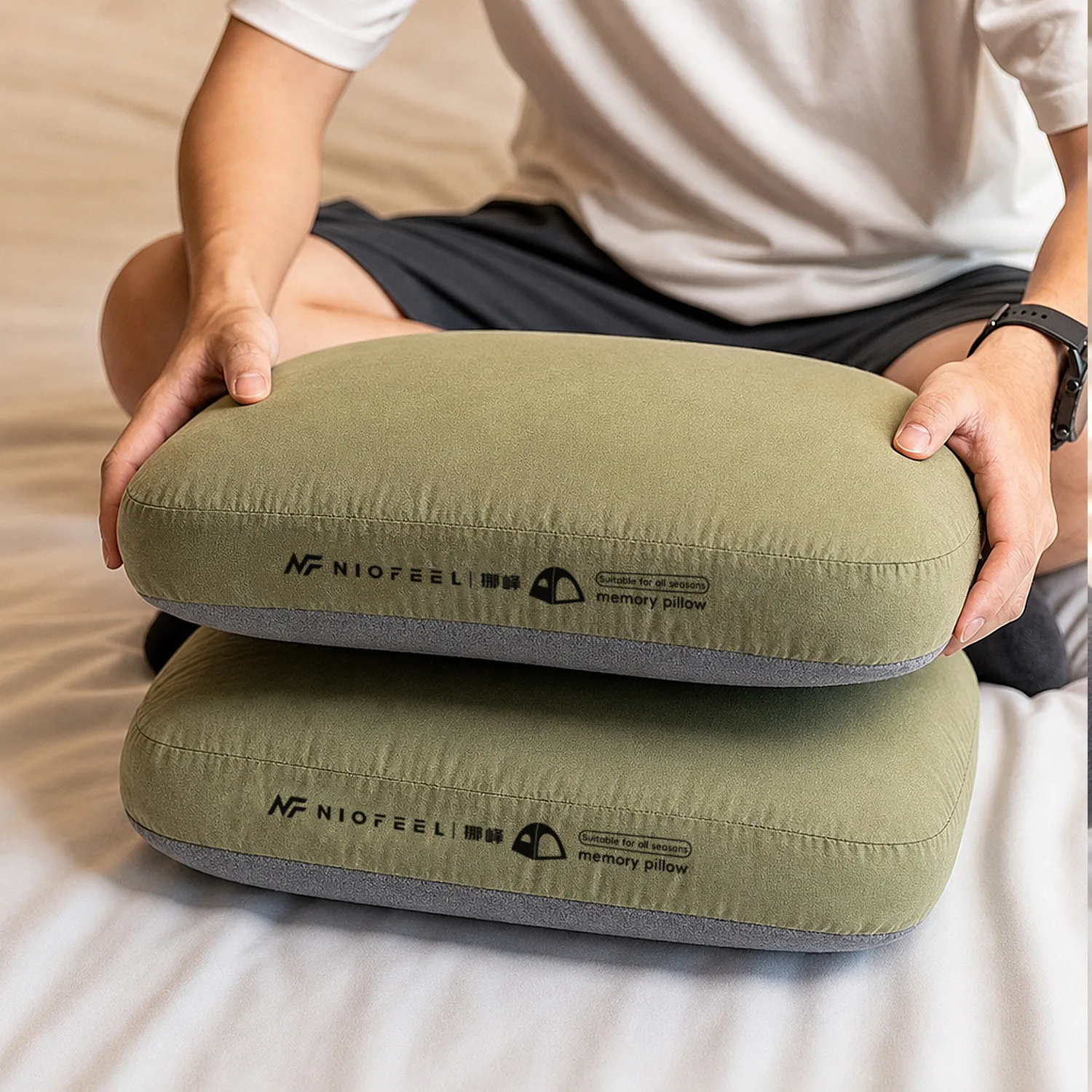 Thumbnail 2 - #25 Best Selling Travel Pillows