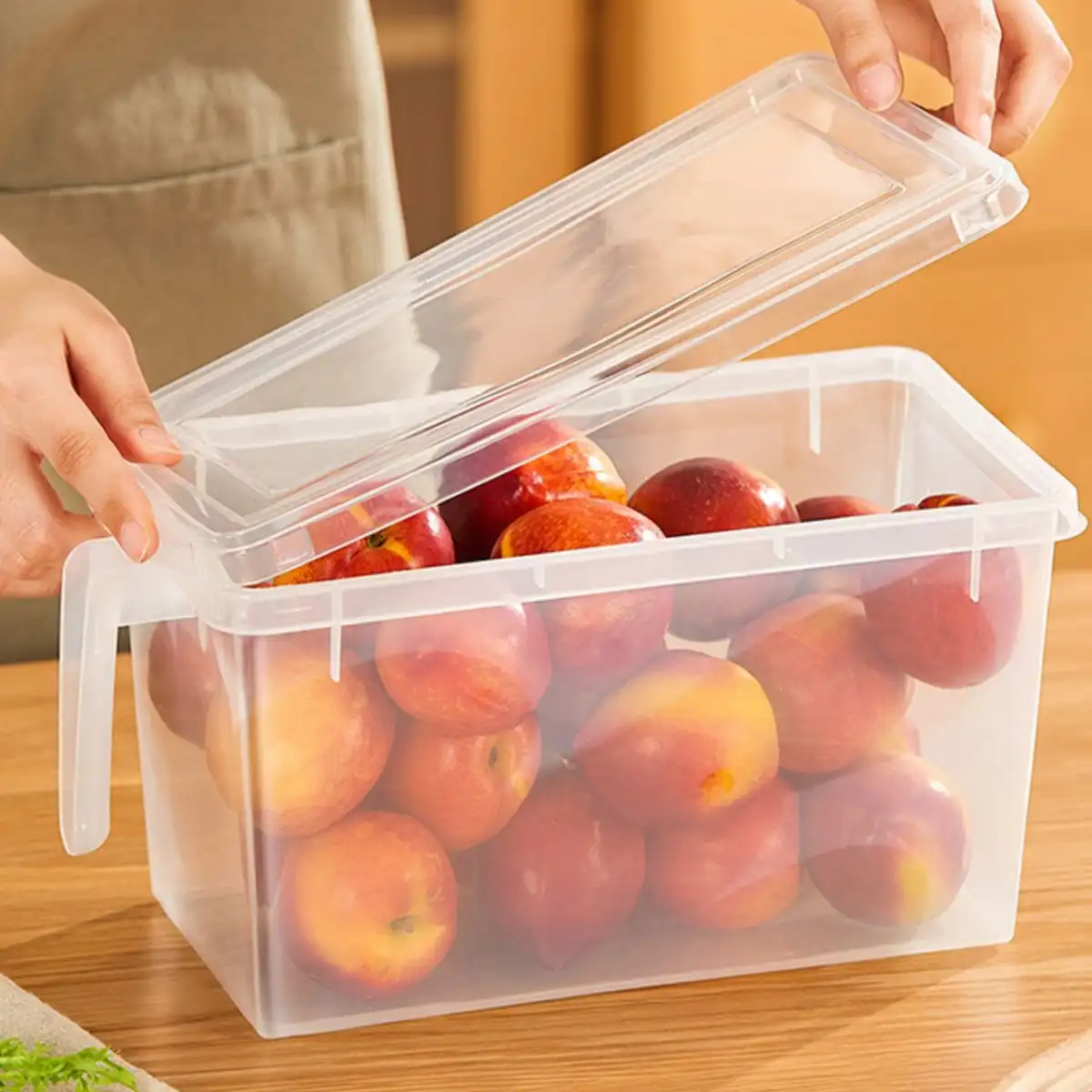 1 transparent large refrigerator storage box sealed crisper box Kitchen fruit and vegetable storage box