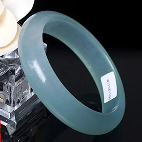 

Quartzite jade ice oil cyan bracelet, Xinkeng jadeite ice transparent light blue women's sky blue jade bracelet