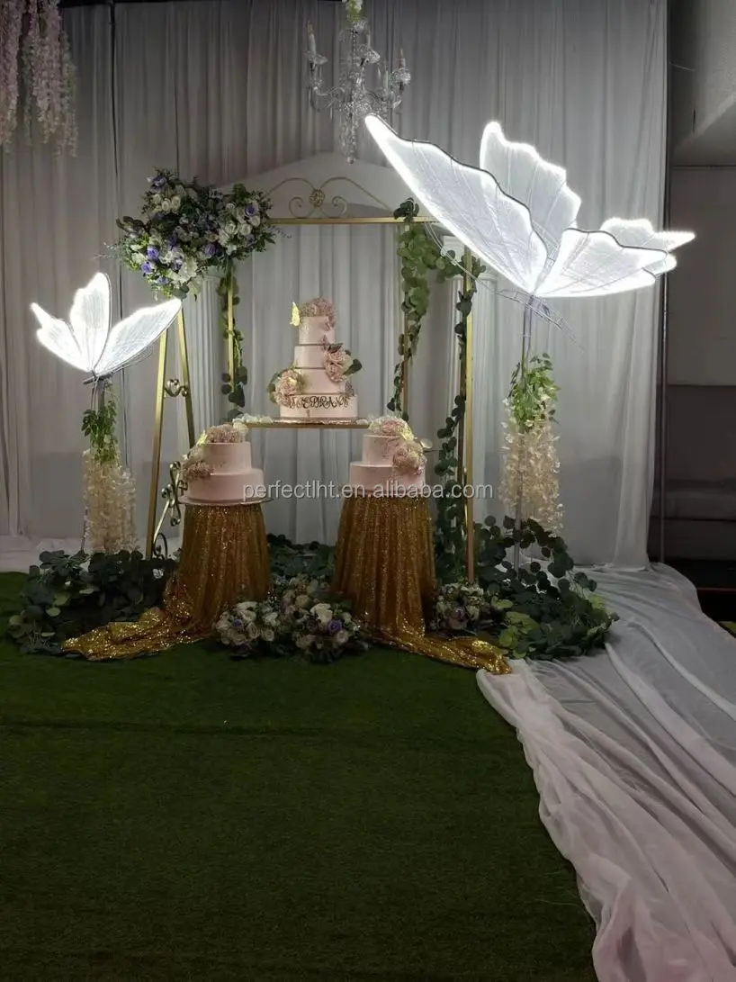 LED Butterfly for Aisle Wedding Event Decoration Giant Light up Hanging Butterfly Stand