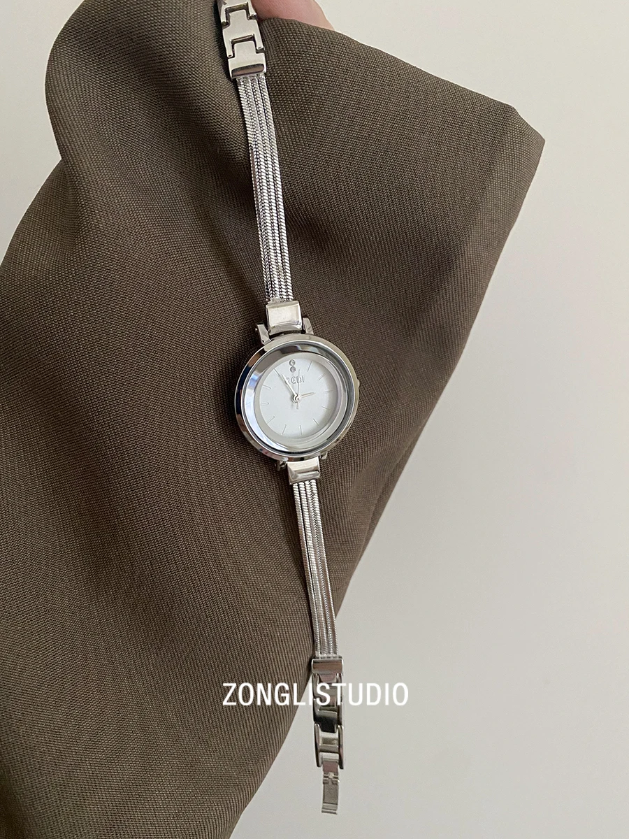 New Exquisite Round Dial Women'S Watch, Elegant And Simple Quartz Wristwatch, Suitable For Women To Wear And As A Gift.