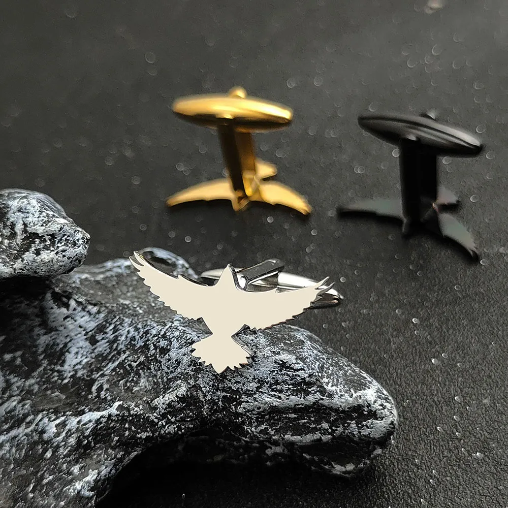 Flying eagle pattern 18k stainless steel men's cufflink, shirt cufflink jewelry, a small gift for your husband