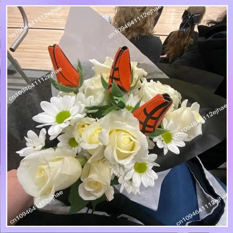 N83R 소프트볼 로즈 스포츠 가죽 로즈 소프트볼 엄마 팬 팀 졸업을위한 수제 인공 소프트볼 꽃 선물