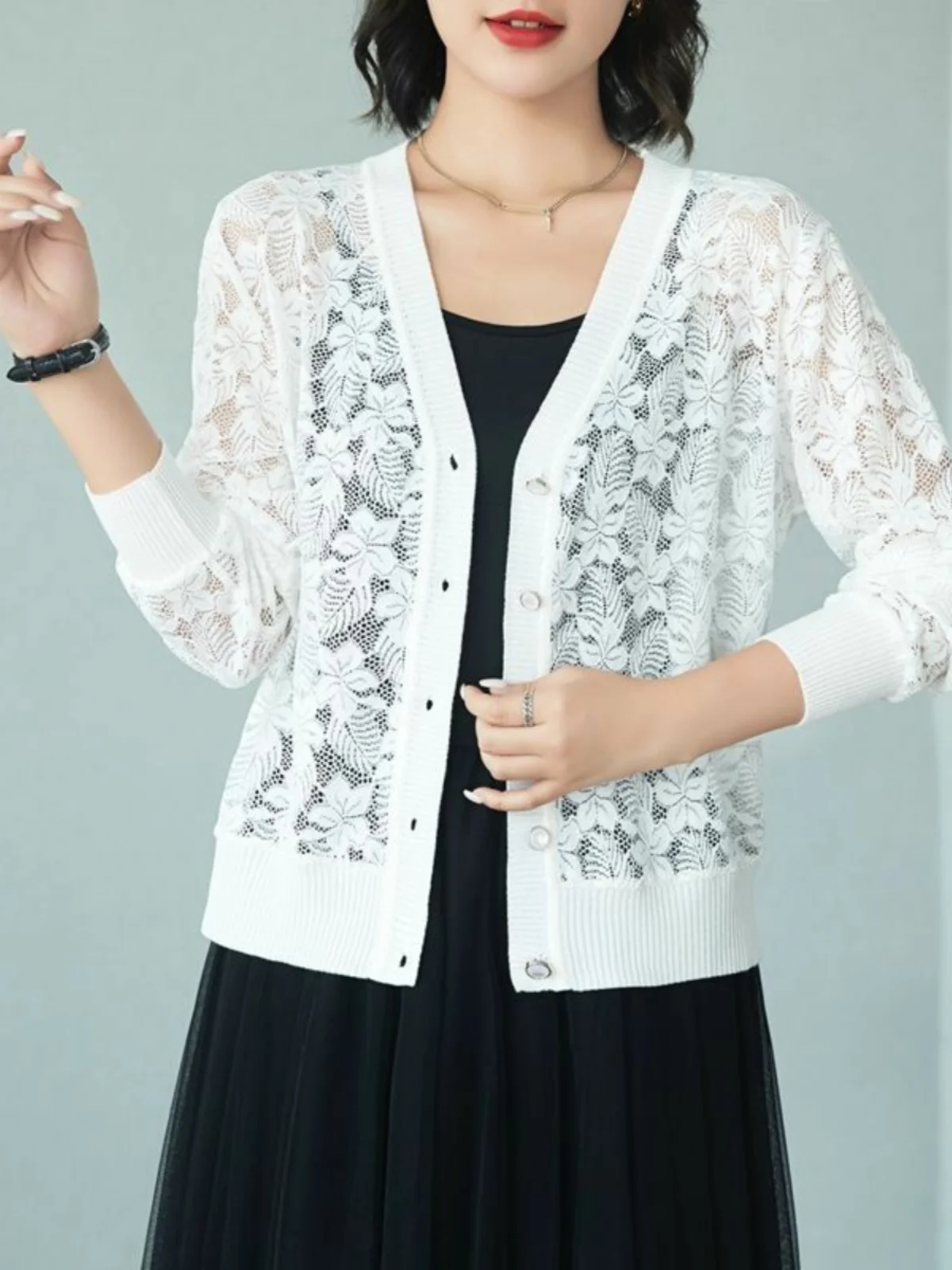 Cardigan de Seda Gelada Tricotado para Mulheres, Novo Top de Verão com Renda, Proteção Solar, Ideal para Ar Condicionado