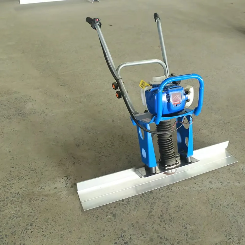 

High-efficiency road construction equipment, engine-powered concrete vibration leveling machine with mechanical leveling tool