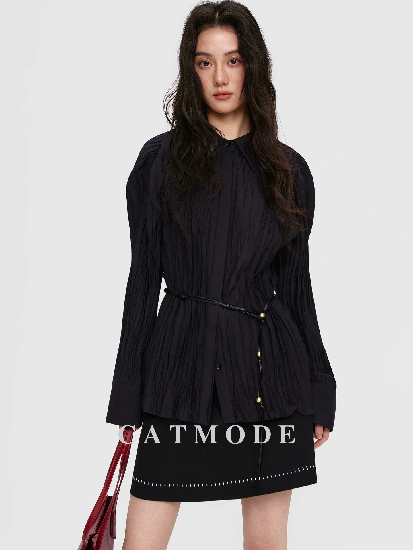 

Легкая плиссированная женская блузка с длинным рукавом для похудения, модная, свободного кроя, из полиэстера, повседневная, для весеннего сезона