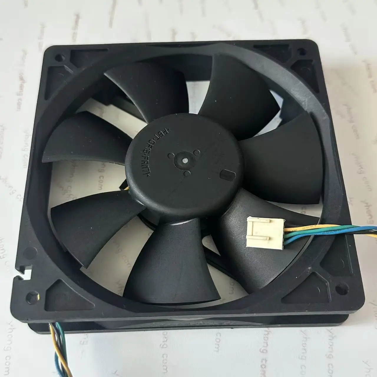 Delta Electronics AFB1212SHE AF00 DC 12V 0.80A 120x120x25mm 4-Wire Cooling Fan