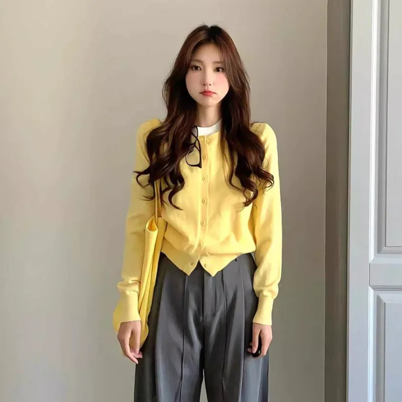 Goose Yellow Fake Two Piece Knitted Sweater For Women Spring And Autumn New Soft Sticky Short Style Long Sleeved Cardigan Tops