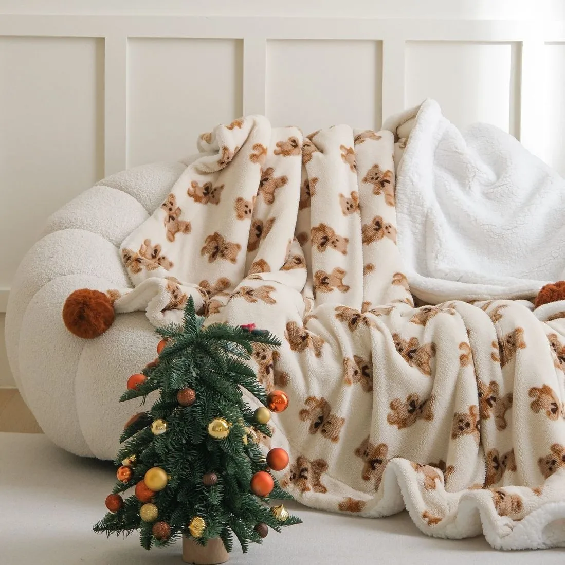 Thickened Double Layer Lamb Velvet Blanket Cartoon Print Soft Warm Sofa Cover Anti-Static Winter Autumn Season Coral Velvet F...