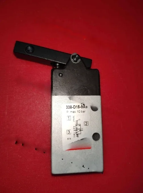 

338-D15-9A5 электромагнитный клапан 358,348,338-955,458-015-194,905