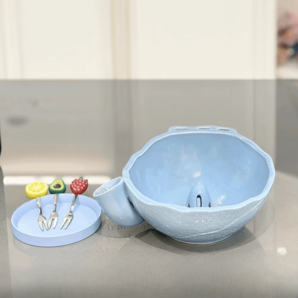 Large Capacity Berry Washing Bowl Drainage Holes with Fruit Forks Self-Spinning Berry Bowl Multi-functional Easy Clean