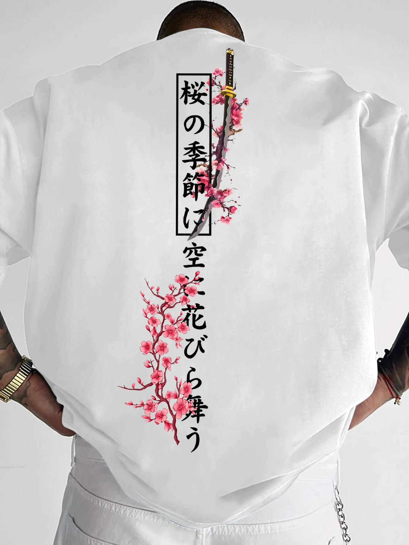 Amerikanischer Stil Herren Sommer Lockeres T-Shirt Geeignet für den Alltag Kirschblüten- und Samurai-Schwert-Muster 100% Reine Baumwolle