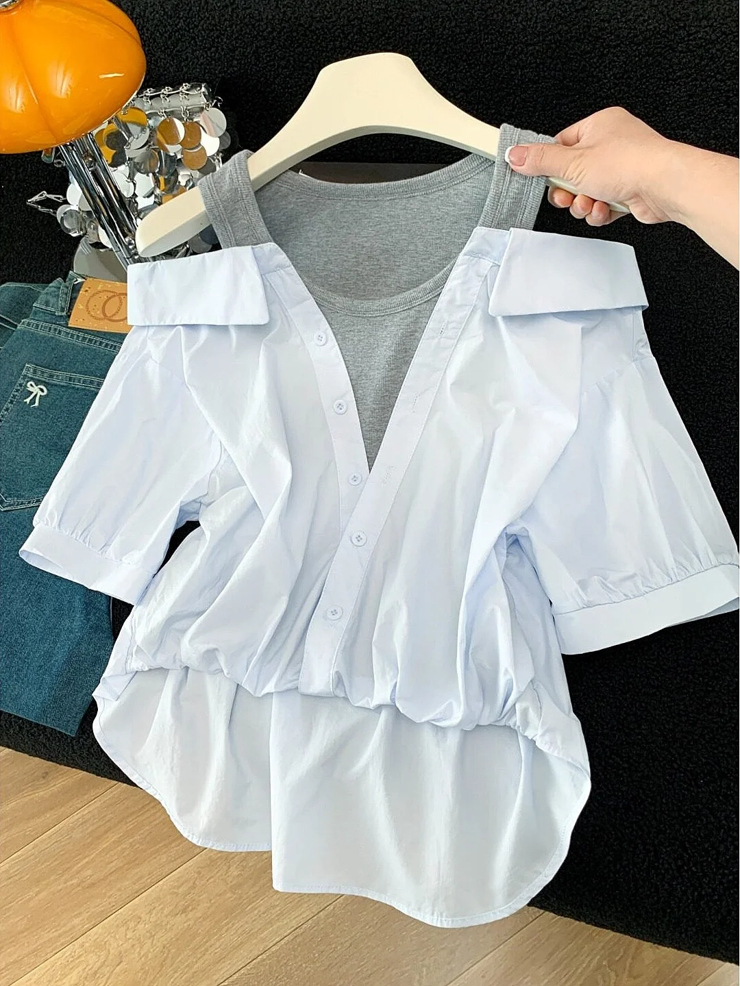 

Korean Design Shoulder Bared Short Sleeve Shirt Women's Fashionable Slimming Top Unique Summer New Style Straight Cut Cotton