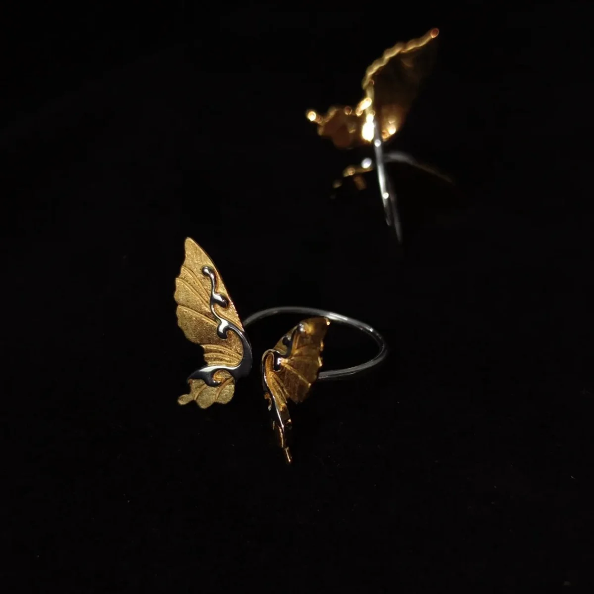 

Vintage Fashion 925 Silver Brushed Butterfly Jewelry Two-tones Rigato Bowknot Open Rings Party Cocktail Band Accessory Bijoux