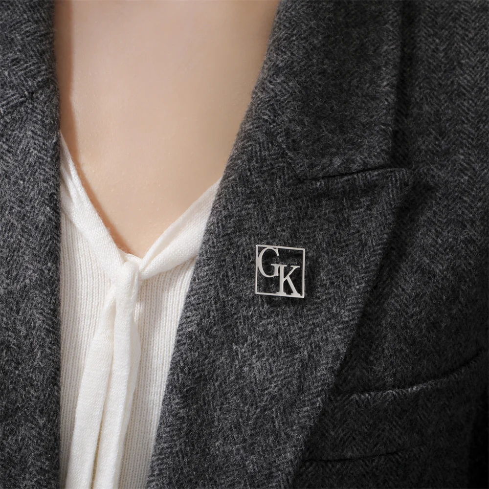 My Shape Personalized Brooch Custom Initials Brooch for Women's Suit Casual Customized Letters Pins Nameplate Brooch Jewelry