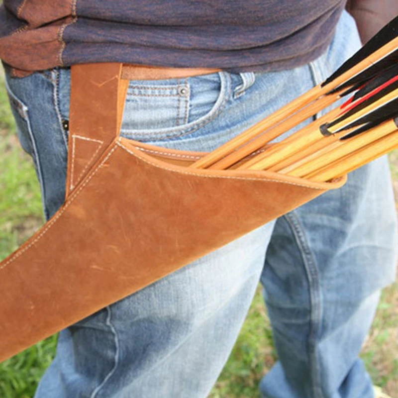 กระเป๋าใส่ธนูหนังแท้สีดำสไตล์ยุคกลาง สำหรับนักรบ นักล่า นักเดินทางขี่ม้า ตกแต่งธนู ยิงธนู สำหรับฮาโลวีน