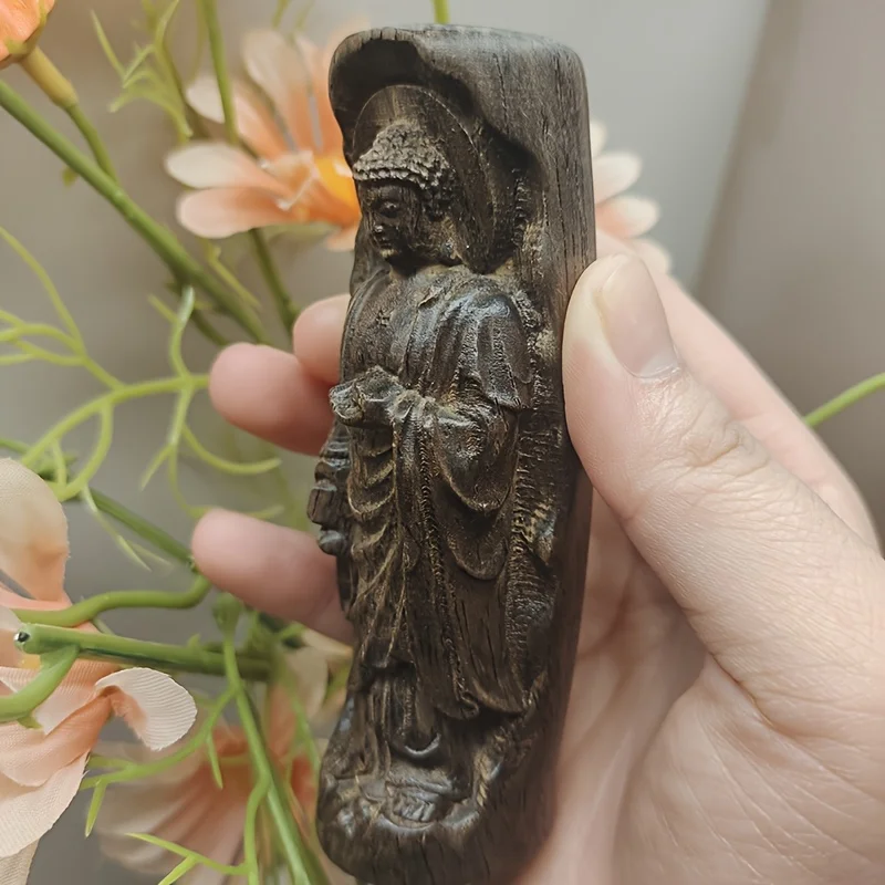Wooden Buddha Statue Ornament, Christmas and New Year Study Room Display, Natural Wood Grain Texture Craftsmanship, Three-Dimensional Sculpted Robe Patterns, Home Zen Space Decoration