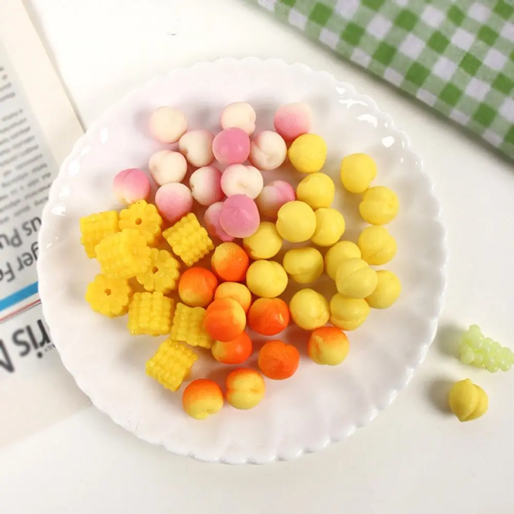 ミニチュアブドウスクイーズ感覚おもちゃトウモロコシそわそわおもちゃシミュレーションフルーツモデルごっこ遊びミニスクイーズピーチおもちゃ女の子