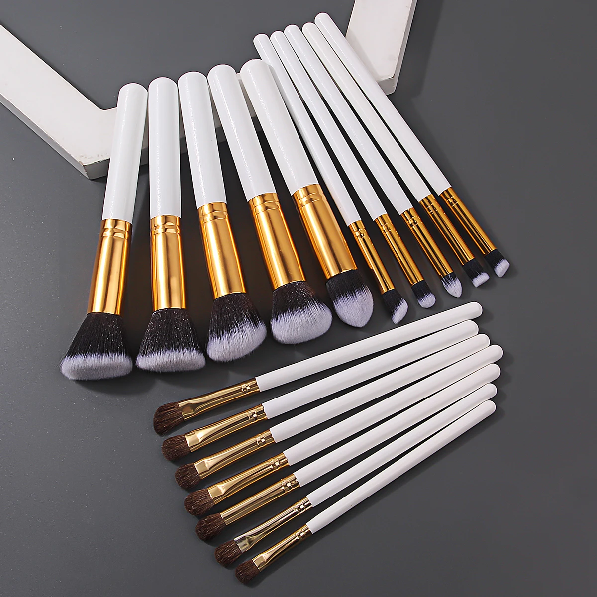17-piece woodblock soft makeup brush set, loose brush, contouring brush, eyeshadow brush, multi-purpose beauty tools