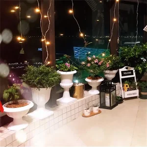 Schwarz -Weiß -Plastikvase, Hochzeitsbühne, große Vase, Dekoration, Hausmöbel, Garten, Veranda, Terrasse, Blumenvase, Ornamente 10 Hauptverkäufe Großer Gärtner Vase - №5