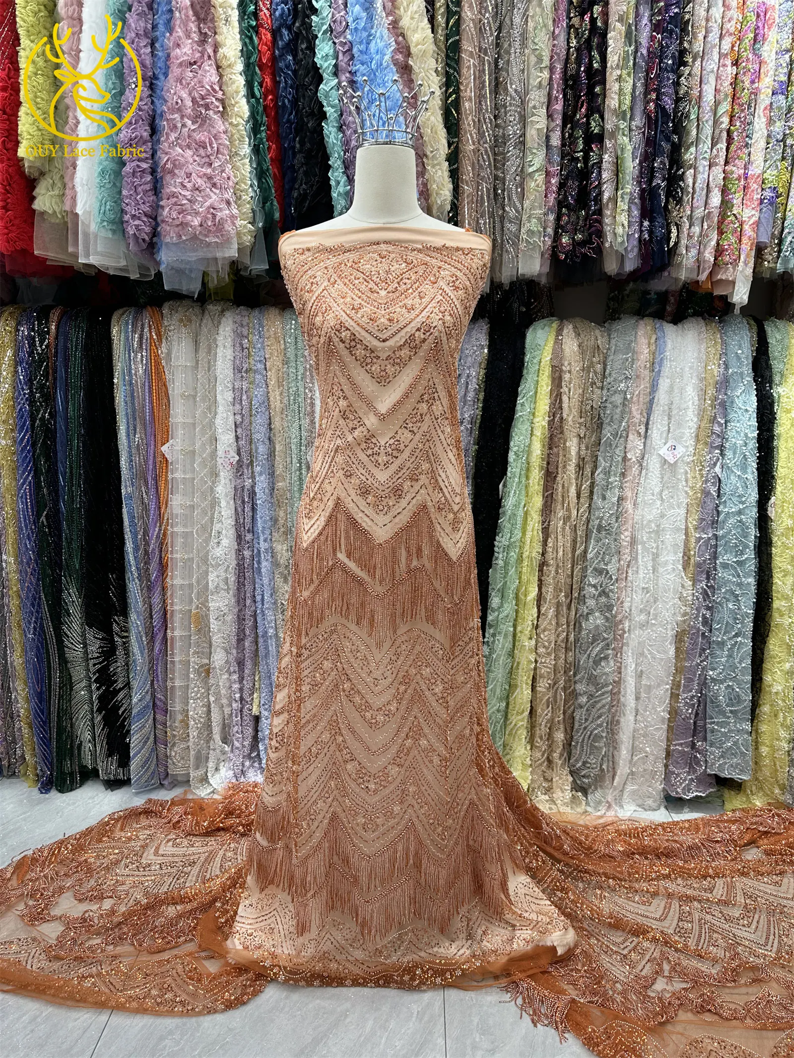Hochwertiger 3D-Quasten-Perlen-Spitzenstoff, goldfarbener afrikanischer Perlen-Pailletten-Spitzenstoff, französische Tüllspitze für Hochzeitskleider, 5 Yards – Detail 11