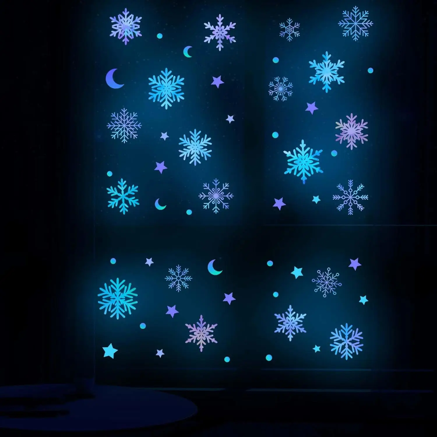 مجموعة واحدة من ملصقات الحائط المضيئة لعيد الميلاد على شكل نجوم القمر، مادة PVC ذاتية اللصق وقابلة للفصل مناسبة لغرفة النوم وغرفة المعيشة