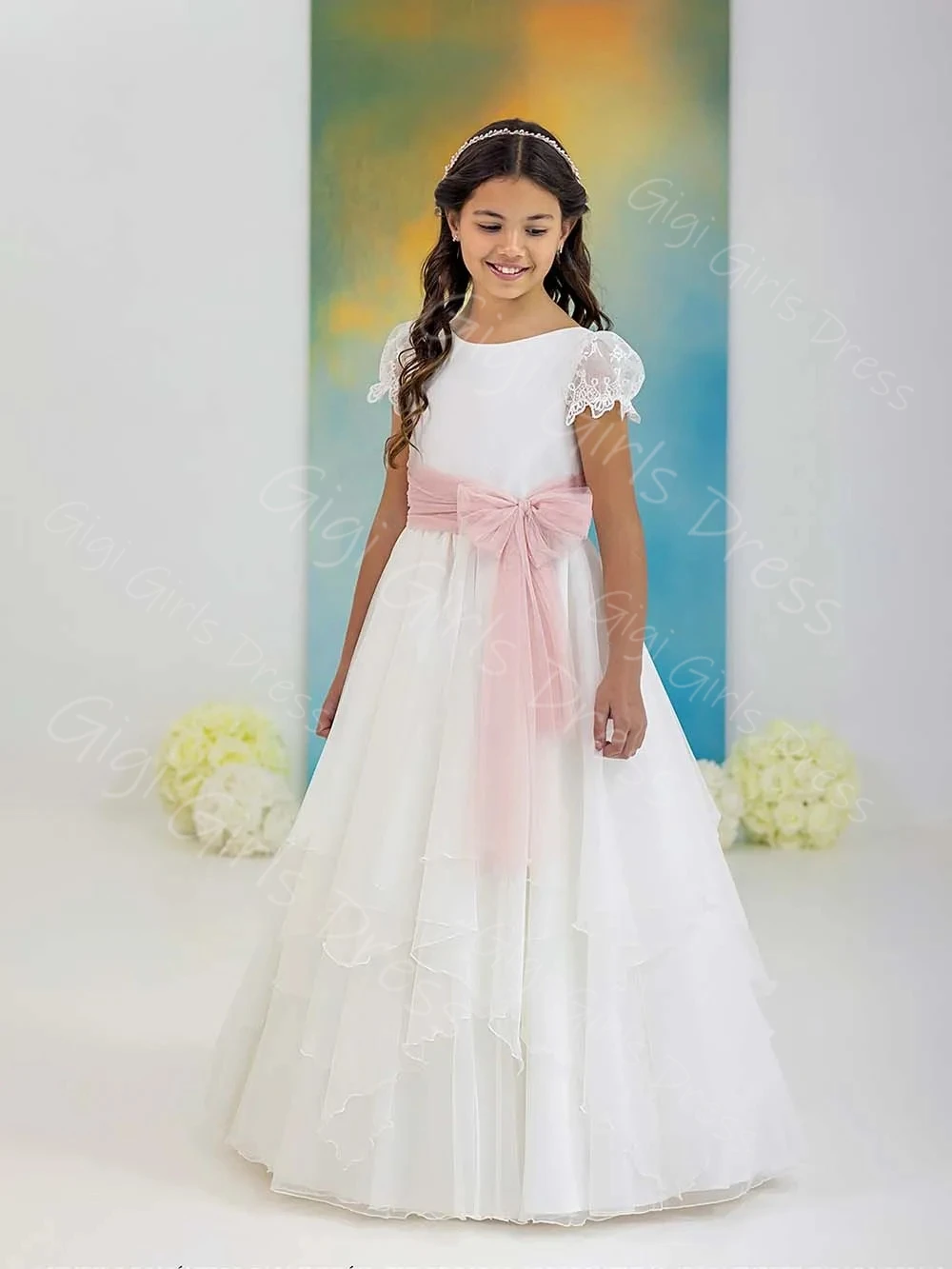 

Girls Lace First Communion Dress with Bow Sashes Short Sleeve Irregular Tiered Tulle Flower Girl Dress Customized Birthday Gown