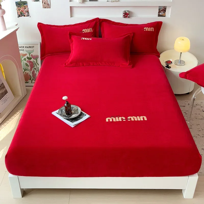 2024 New Milk Velvet Solid Color Single Product Bed Cover Embroidered 360-degree Fully Wrapped Bed Head Red Thick Warm Mattress