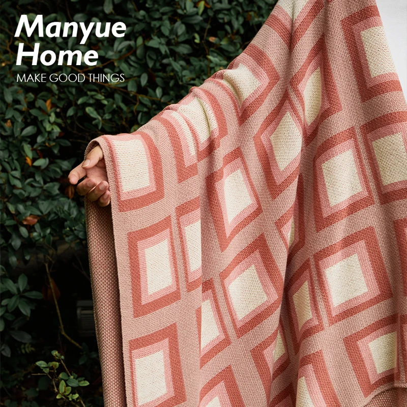 

Вязаное одеяло Victoria Pink: универсальный плед для дивана, подушка-накидка, одеяло для сна, всесезонное покрывало для кровати