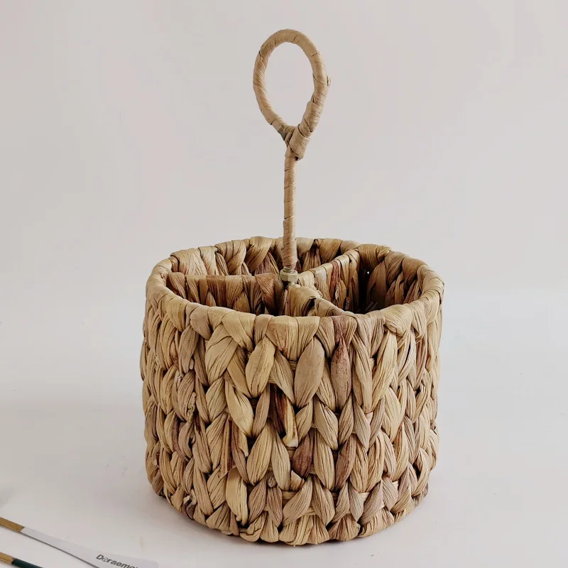 Storage Basket Water Hyacinth Grass Hand-woven Round Knife and Fork Basket Portable Small Flower Basket Storage Basket Organizer