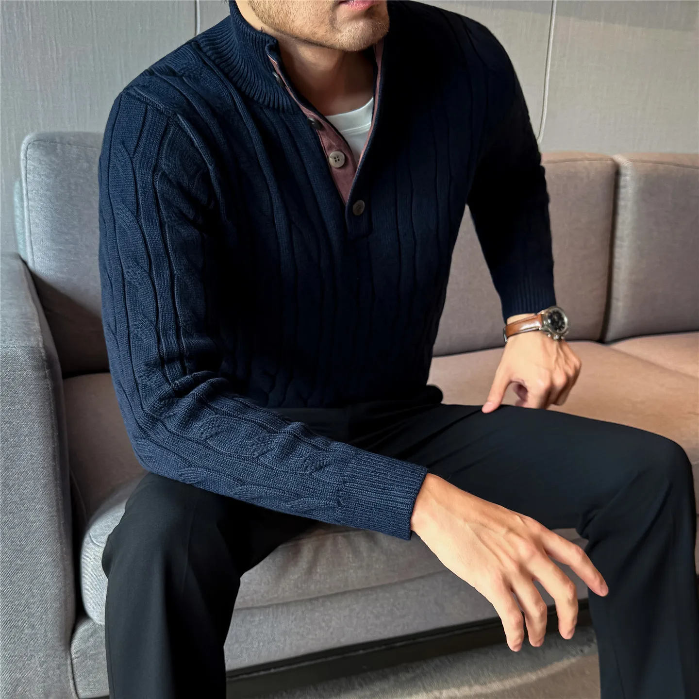 سترة محبوكة بياقة بولو للرجال، تصميم أزرار الصدفة، مزيج صوف عالي الجودة، نمط المال القديم