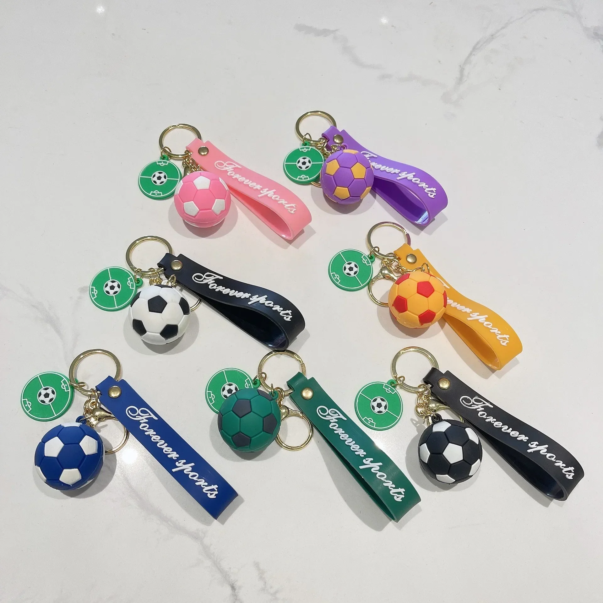 Car Keyrings Creative Football Keychain Pendant Simulation Football Creative Keychain Decoration Adorns Car Keychain Accessories