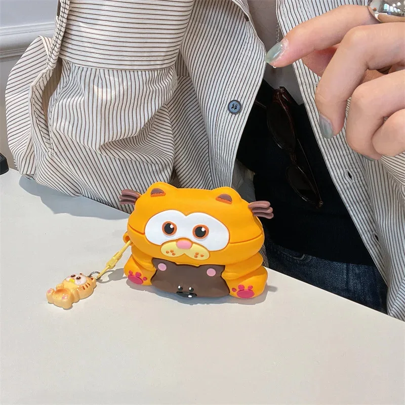 

Cute 3D silicone cartoon tiger earphone protective cover with little tiger pendant For AirPods 1 2 3 4 Pro Pro2