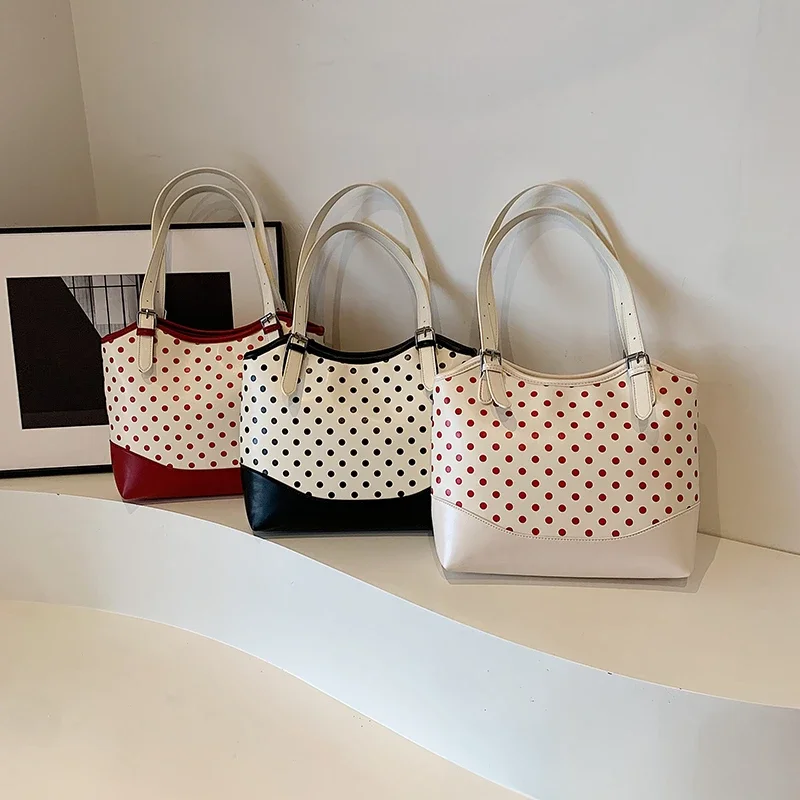 Sac à Main en PU de Grande Capacité pour Femme, Fourre-Tout à Fermeture Éclair, Super Cool, pour Abonnés, Couleurs Durables, pour Documents, de Haute Qualité, 2024