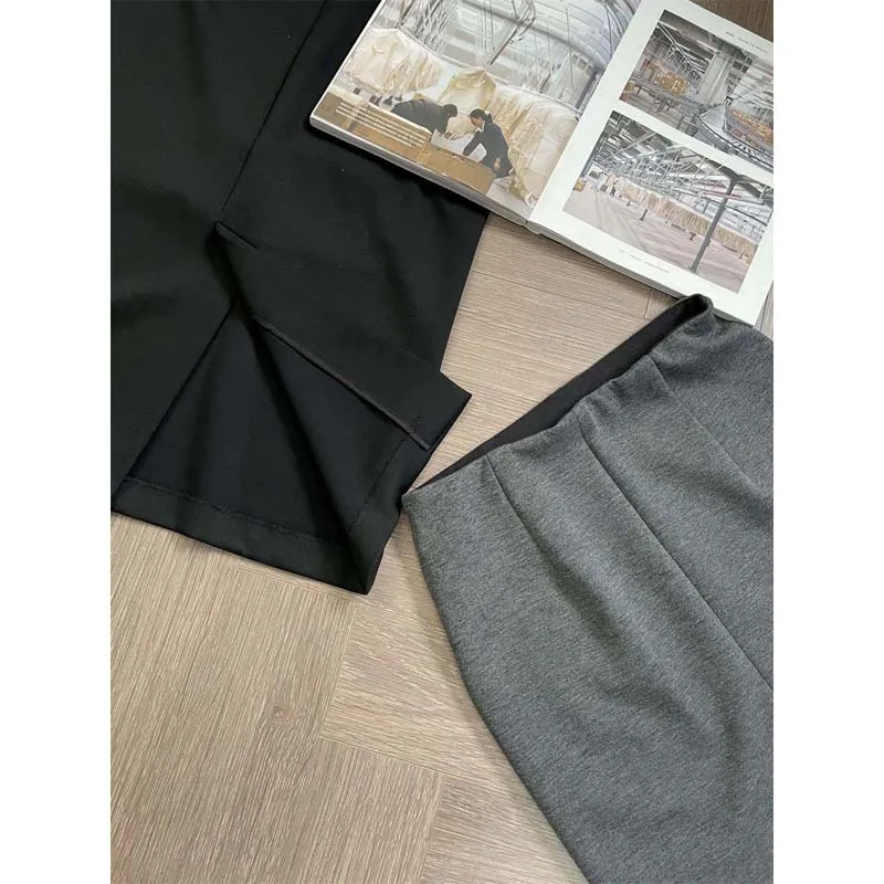 Gonna da donna con spacco grigio in misto seta di gelso e acetato di lana