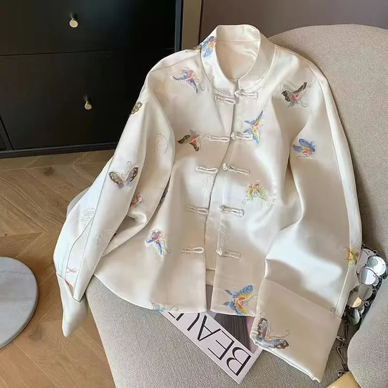 White New Chinese Style Butterfly Embroidery Buttoned Jacket for Women Long Sleeve High-end Cheongsam Chinese Style Tops Clothes