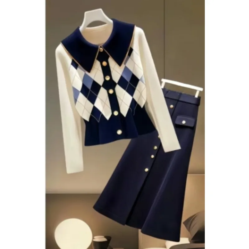 High Appearance Level  Autumn and Winter Temperament Wear A Set of Women's New Light Mature Wind Thin Senior  Sweater Skirt Suit