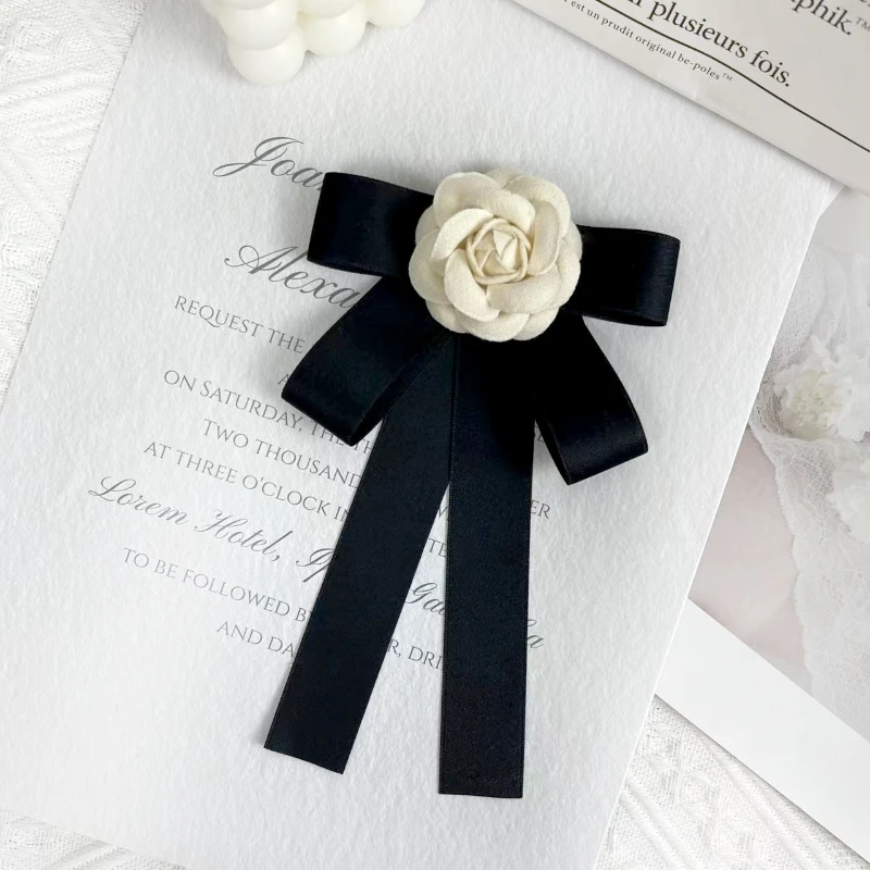 Neue Stoff Kamelie Blume Brosche Samt Fliege Damen College Stil Hemd Kragen Pins Vintage Hochzeit Party Broschen für Frauen – Detail 6