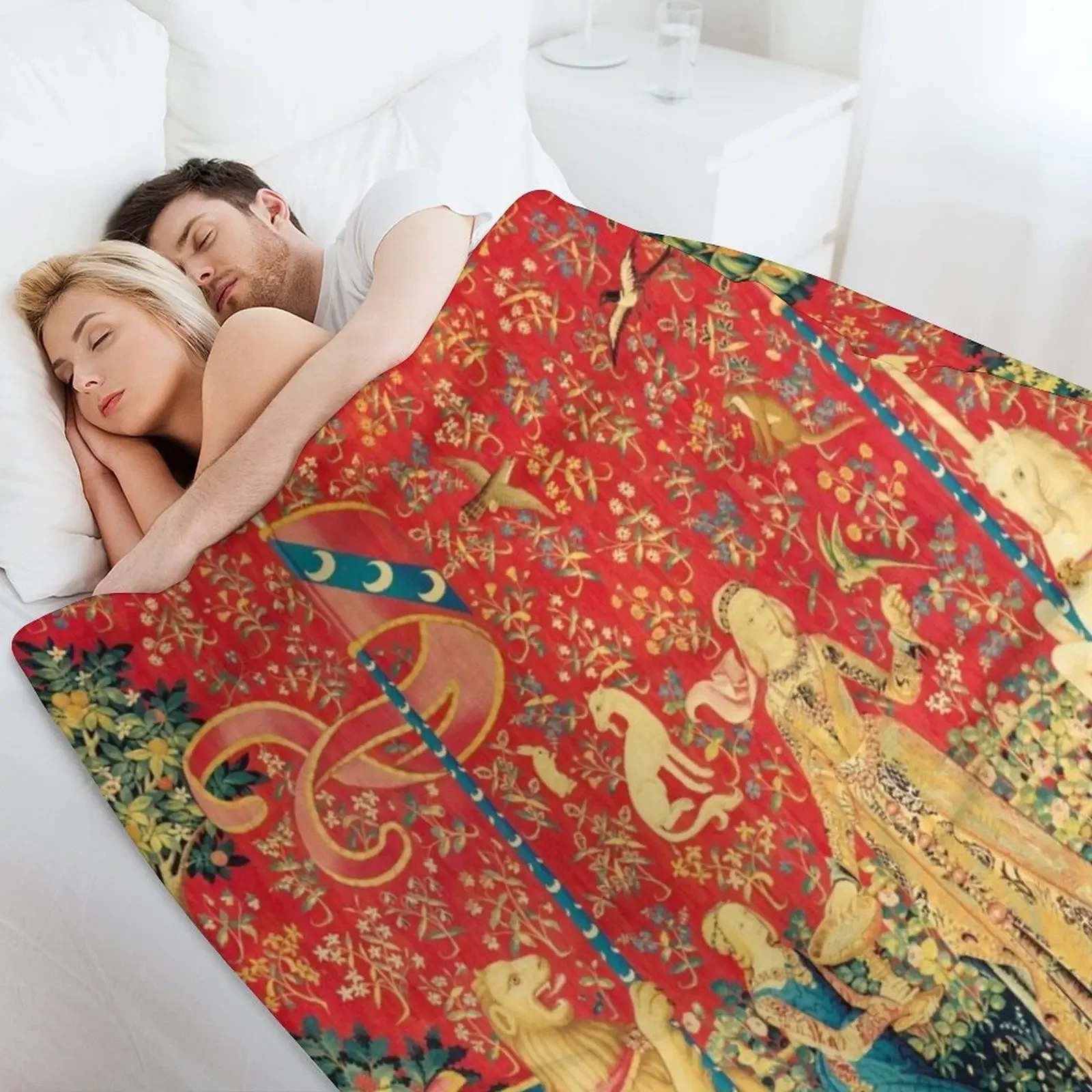 LADY AND UNICORN Taste, Red Green Fantasy Flowers,Animals Throw Blanket Luxury Throw for sofa Designers heavy to sleep Blankets