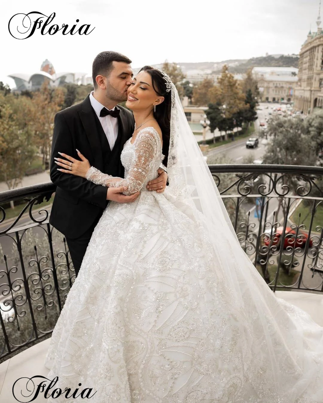 

Long Sleeves Princess Wedding Dresses Square Neckline Wedding Gowns For Women Chapel Bridal Gowns Vestido Blanco Customized