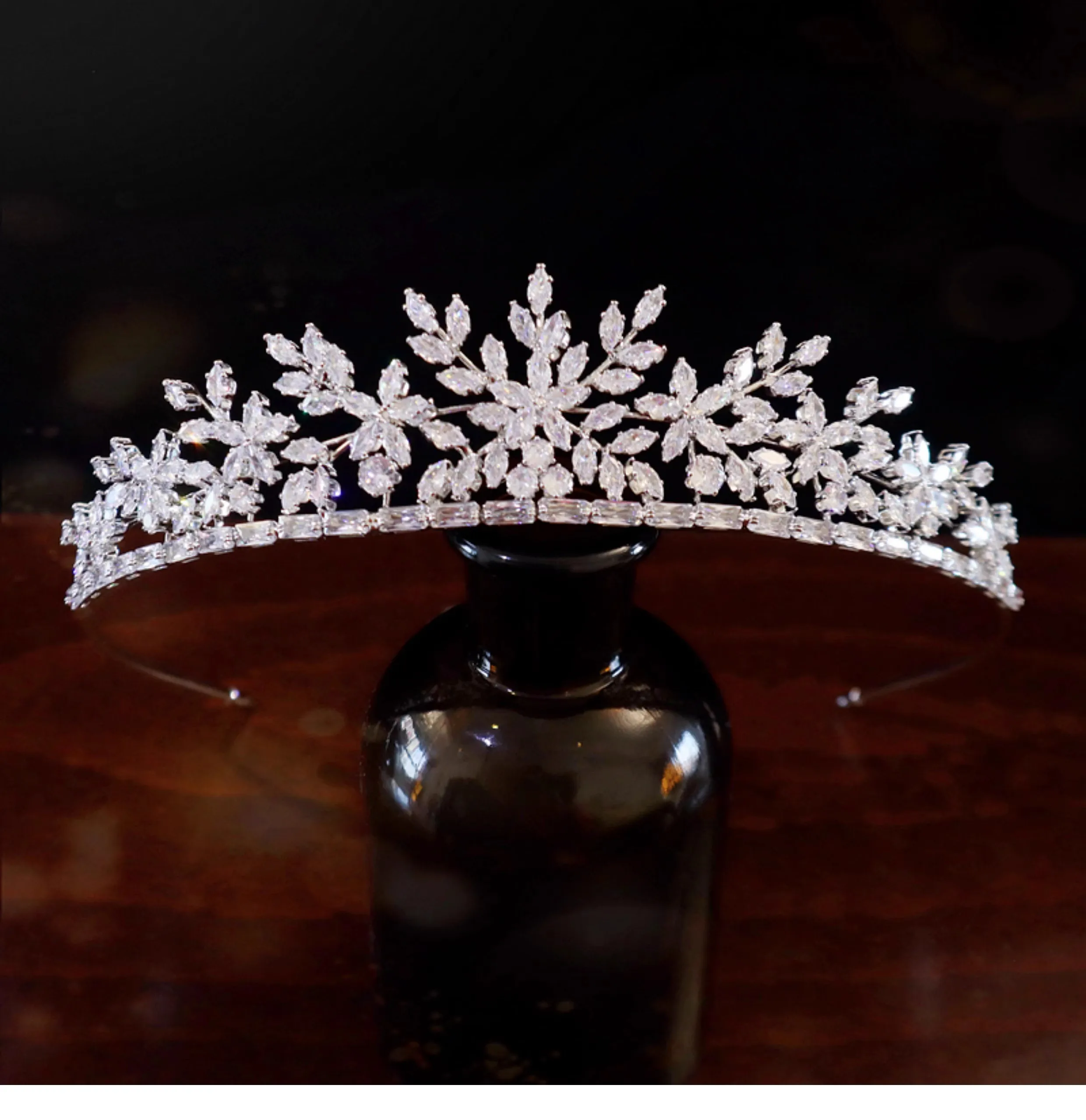 Cubic Zirconia Princess Crowns Tiaras Wedding Headpiece Luxury Bridal Crowns For Girl 15 Year Women Diadem Party Bride Headdress