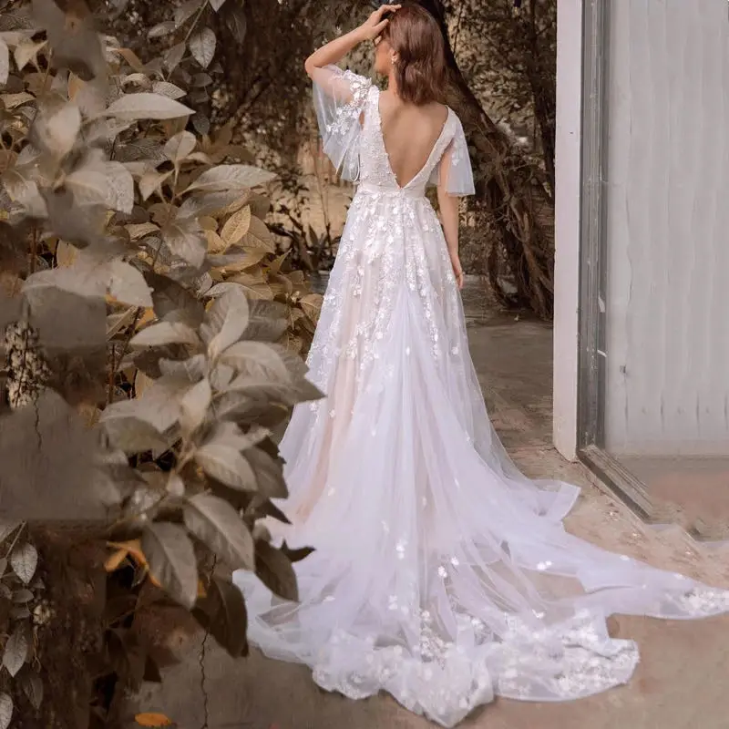 Robe De Mariée élégante en dentelle et Tulle, col en v, manches courtes, dos nu, collection été 2023