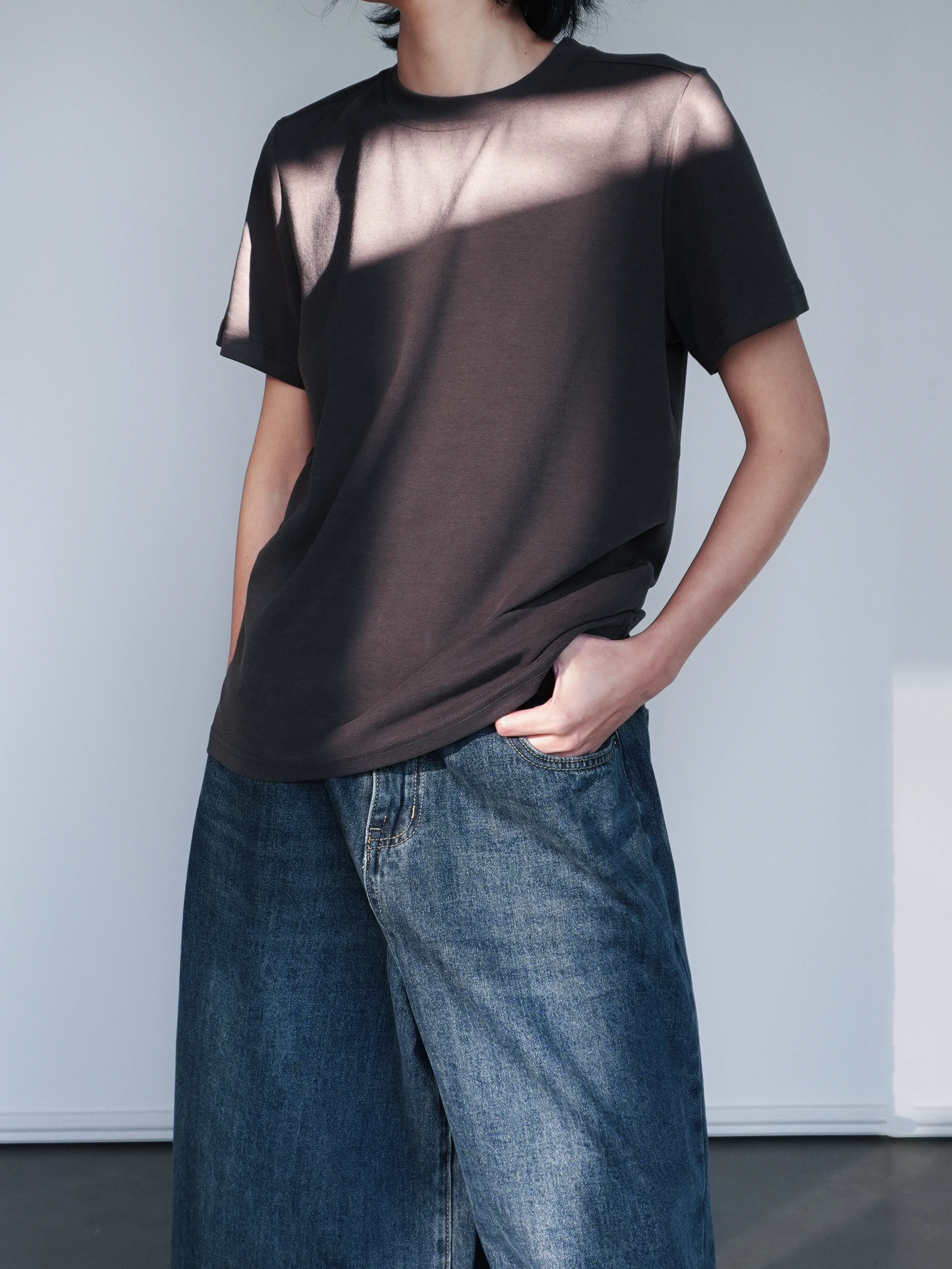 Minimalist Versatile Slim Fit Short Sleeve round Neck Base Layer T-Shirt Women's Cotton Casual Top for Daily Wear