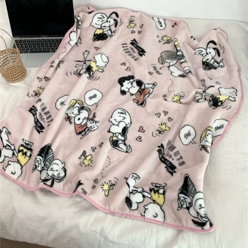 Snoopy Charlie Brown ins cartoon cute printed blanket creative anime character thickened warm nap blanket shawl quilt wholesale