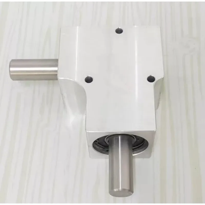 90 Degree Mini Angle Reverser, 1:1 Spiral Bevel Gearbox 15mm Shaft Single/Double Output