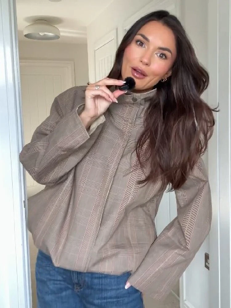 Vintage Plaid Contrast Color Plaid Short Jacket Reversible High Neck Drawstring Hem Loose Coat New Lady Daily Commute Outerwear